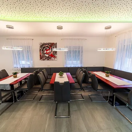 Zeltweg-rooms Bed & Breakfast Zeltweg