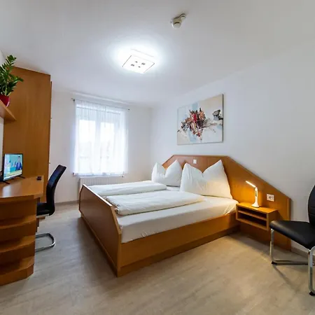Zeltweg-rooms *