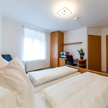 Zeltweg-rooms 첼트베크