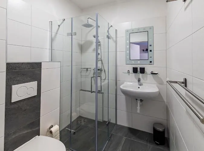 فندق مبيت وإفطار Zeltweg-rooms زيلتويج